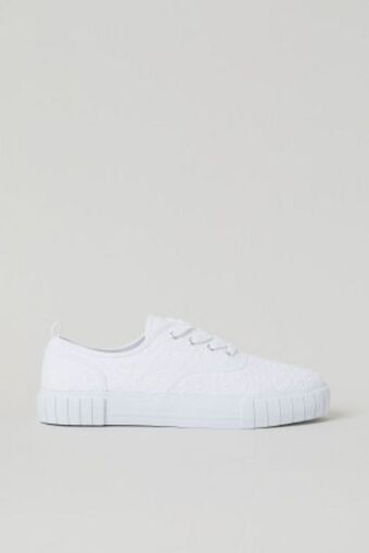 H&M Sneakers offer