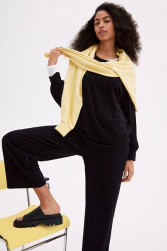 H&M Terry sweatshirt offer