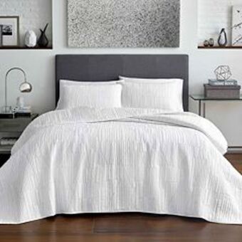 Kohl's City scene tally quilt set offer