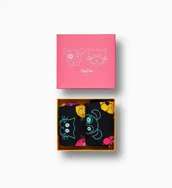 Cat vs dog gift box