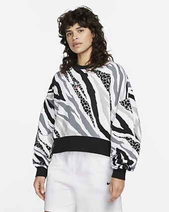 Nike Nike sportswear offer