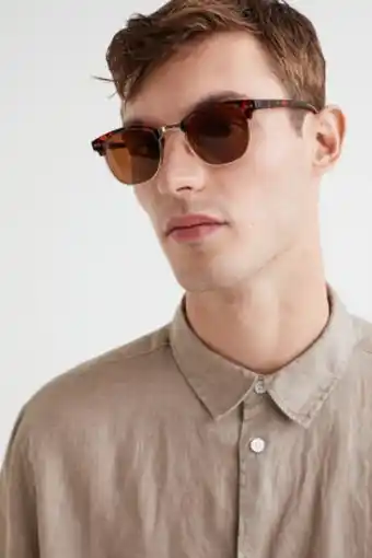 Polarized sunglasses
