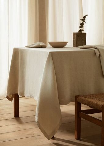 Mango 100% linen basic tablecloth offer