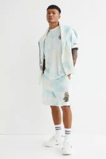 H&M Relaxed fit sweatshorts offer