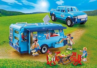 Playmobil 9502 playmobil funpark pickup with camper offer