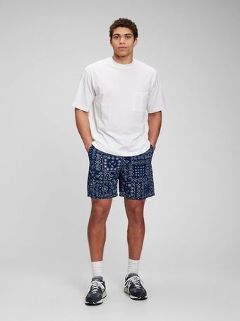 Gap 7" easy shorts with e-waist offer