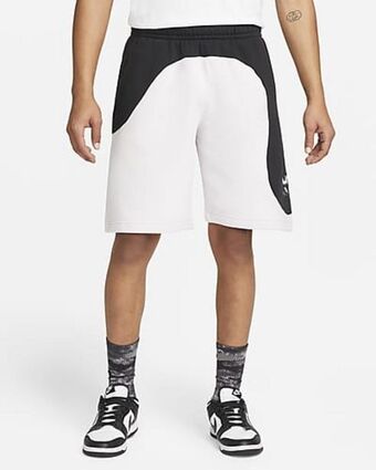 Nike Nike sportswear club offer