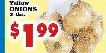 Foodland Yellow onions offer