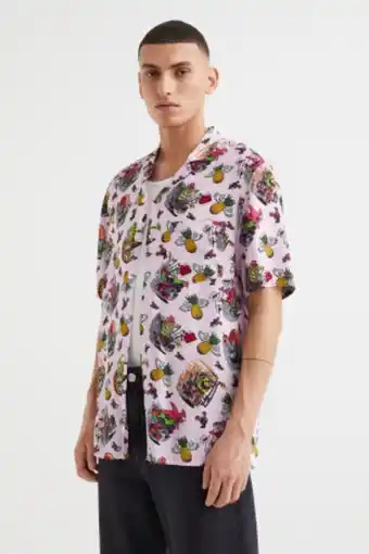 H&M Relaxed fit patterned resort shirt offer