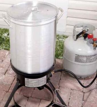 Ace Hardware 30 qt. propane turkey fryer offer