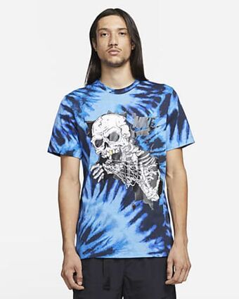 Nike Nike sportswear offer