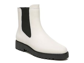 DSW Carian bootie offer