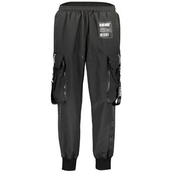 New Yorker Cargo pants offer