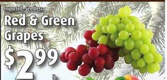 Gristedes Red & green grapes offer