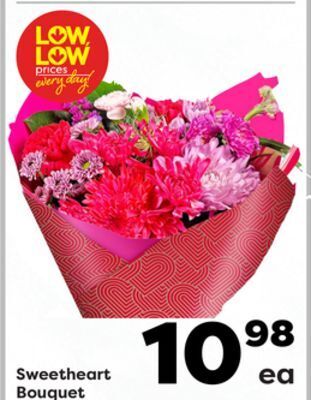 Weis Markets Sweetheart bouquet offer