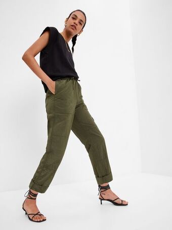 Gap Nylon pull-on cargo pants offer