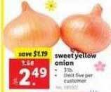Lidl Sweet yellow onion offer
