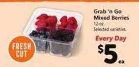 Safeway Grab'n go mixed berries offer