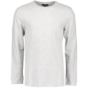 New Yorker Long-sleeved shirt with round neck offer
