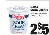 Pioneer Supermarkets Daisy sour cream offer
