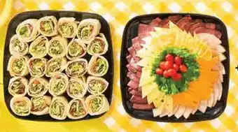 Hy-Vee Di Lusso Tray 36 oz offer