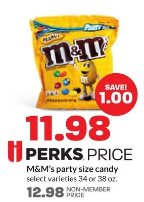 Hy-Vee M & m' s party size candy offer