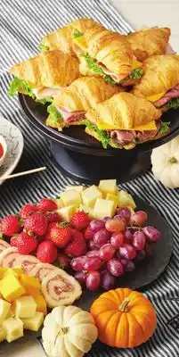 Pavilions Grab & go mini snacker trays offer