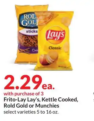 Hy-Vee Frito-lay lay's, kettle cooked, rold gold or munchies offer