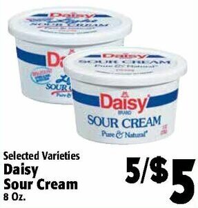 Food Giant Daisy Sour Cream 8 oz offer