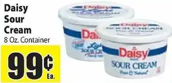 Food Giant Daisy Sour Cream 8 oz offer
