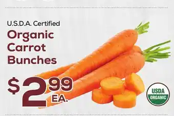 DeCicco & Sons Organic Carrot Bunches offer