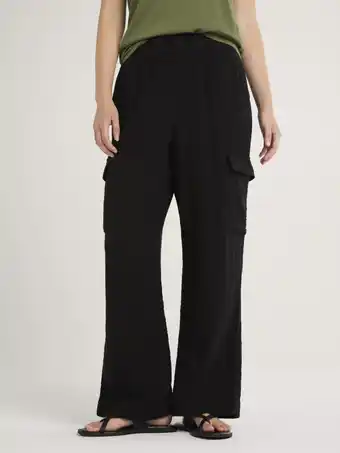 Walmart Time and Tru Women's and Women's Plus Cotton Double Cloth Cargo Pants, Sizes XS-XXXL offer