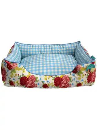Walmart The Pioneer Woman Sweet Romance Small Pet Bed, 20 x 17 offer