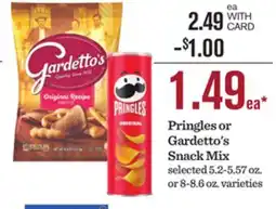 Mariano's Pringles or Gardetto's Snack Mix offer