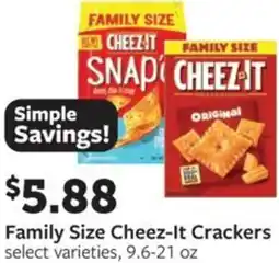 Fareway Family size cheez-it crackers offer
