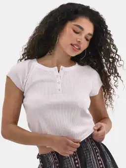 Walmart No Boundaries Snap Henley Tee with Short Sleeves, Women's offer