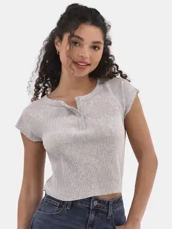 Walmart No Boundaries Snap Henley Tee with Short Sleeves, Women's offer