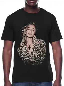 Walmart Tyla, Men's & Big Men's Close Up Graphic Tee Shirt, Sizes S-5XL offer
