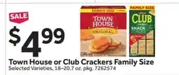 Stop&Shop Town House or Club Crackers Family Size offer
