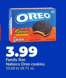 Hy-Vee Family Size Nabisco Oreo cookies offer