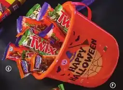 Family Dollar Reese's, Snickers, or Twix Halloween Singles offer
