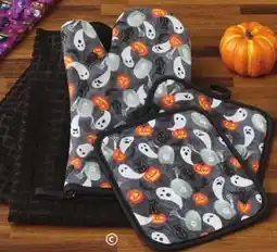 Family Dollar Kitchen Oven Mitt Set offer