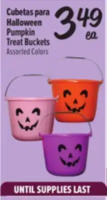 El Super Pumpkin Treat Buckets offer