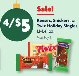 Family Dollar Reese's, Snickers, or Twix Holiday Singles offer