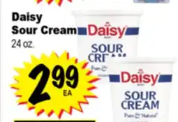 Superior Grocers Daisy Sour Cream offer