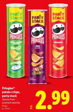 Lidl Pringles potato crisps, party stack offer