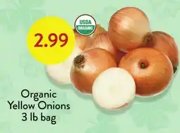 Fresh Thyme Organic Yellow Onions offer