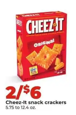 Hy-Vee Cheez-It Snack Crackers offer
