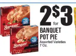 Extra Supermarket BANQUET POT PIE offer