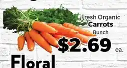 Living Fresh Market Fresh Organic Carrots Bunch offer